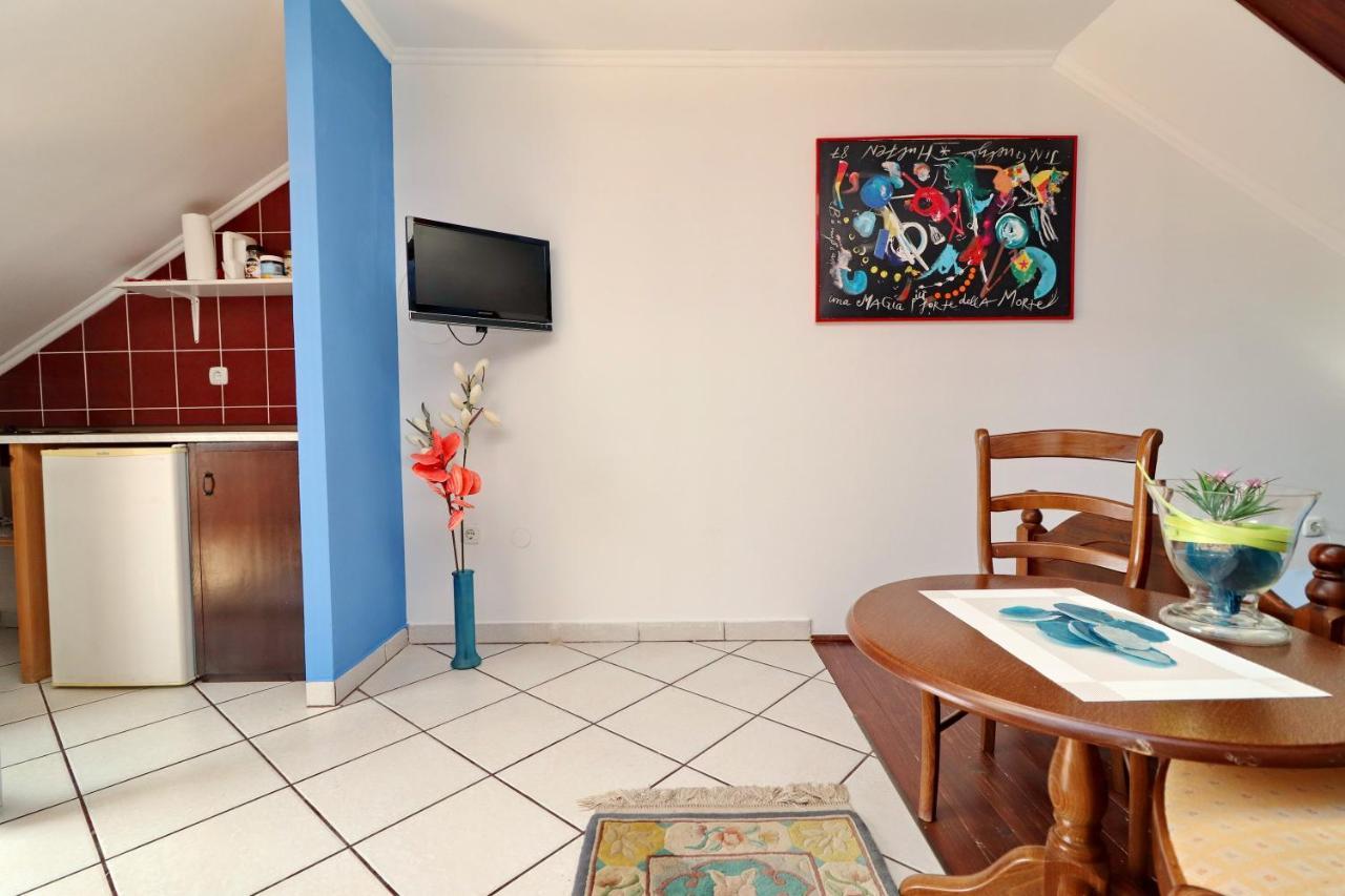 Fancy Apartments Marco Vela Luka Ngoại thất bức ảnh