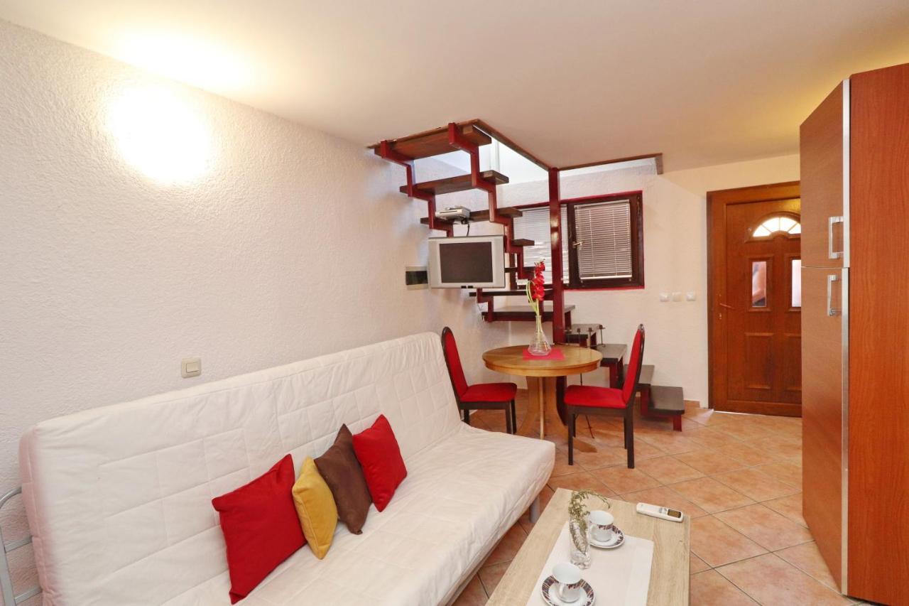 Fancy Apartments Marco Vela Luka Ngoại thất bức ảnh