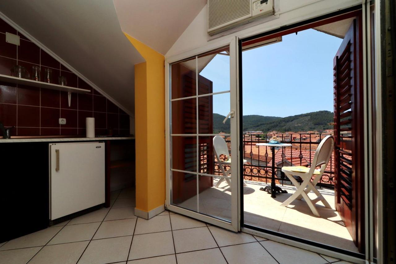 Fancy Apartments Marco Vela Luka Ngoại thất bức ảnh