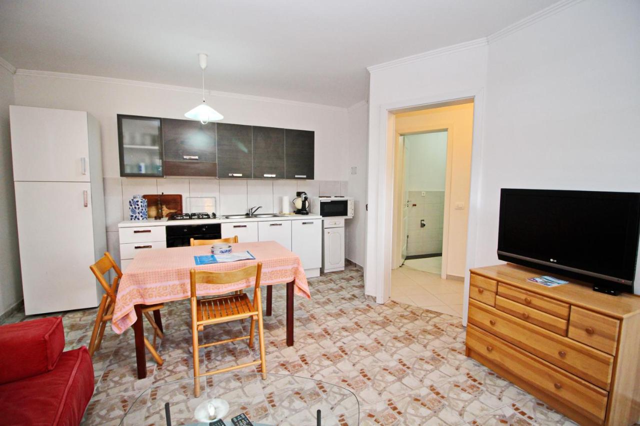Fancy Apartments Marco Vela Luka Ngoại thất bức ảnh